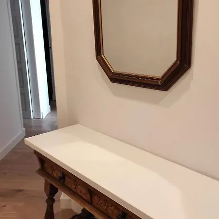 Centrico, Con Terraza, Luminoso, Recien Reformado דירה אוביידו